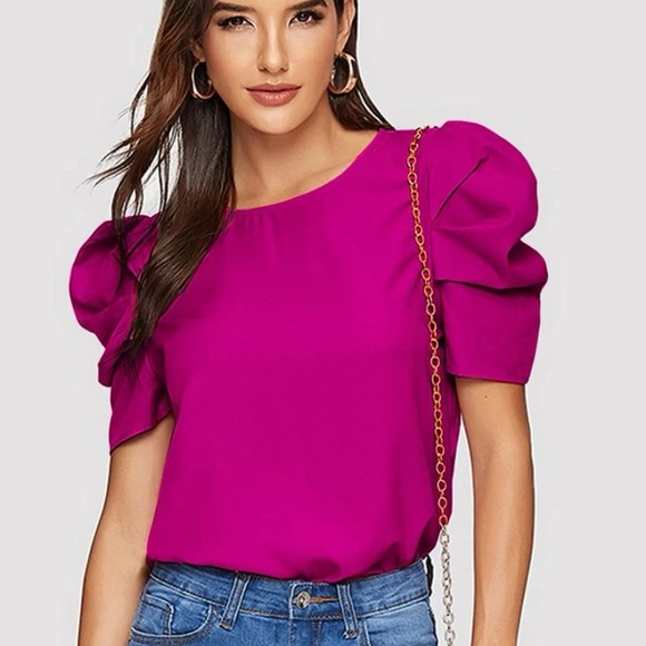 Tops - New inventory 🌺Pleated Puff Sleeve Solid Top🌺